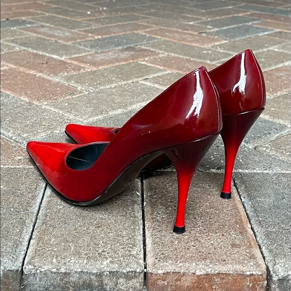 Stuart Weitzman Red Ombr Patent Leather Pumps - image 3